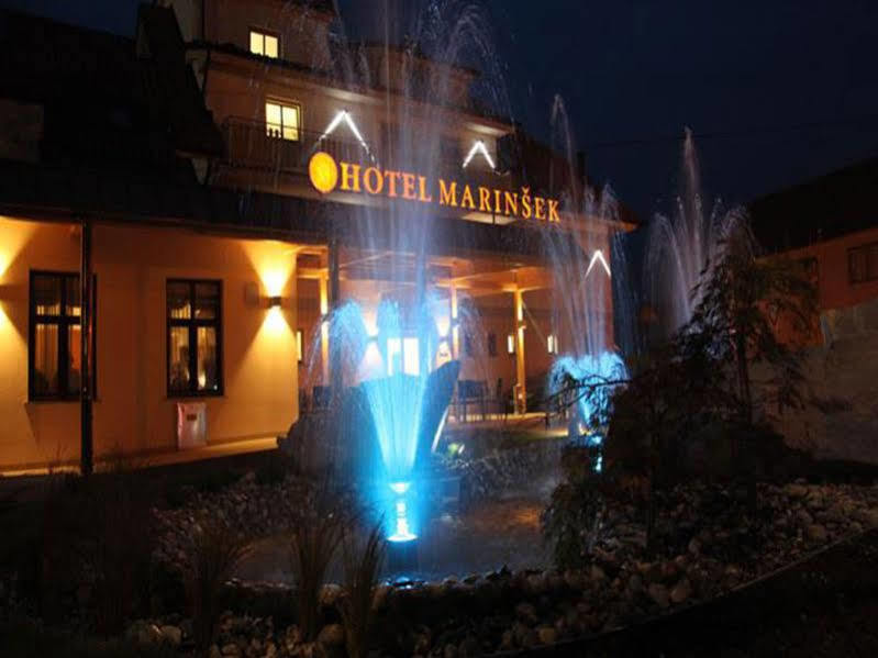 Hotel Marinsek ゴレンスカ地方 エクステリア 写真